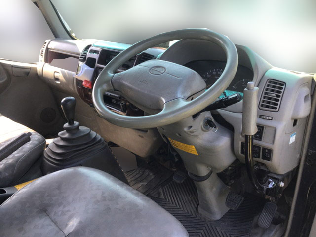 日野デュトロダンプ小型（2t・3t）[写真17]