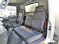 いすゞエルフアルミバン小型（2t・3t）[写真31]