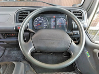 いすゞエルフアルミバン小型（2t・3t）[写真34]