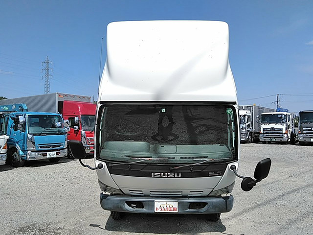 いすゞエルフアルミバン小型（2t・3t）[写真09]