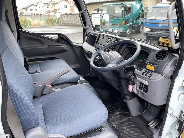 三菱ふそうキャンターパッカー車（塵芥車）小型（2t・3t）[写真21]