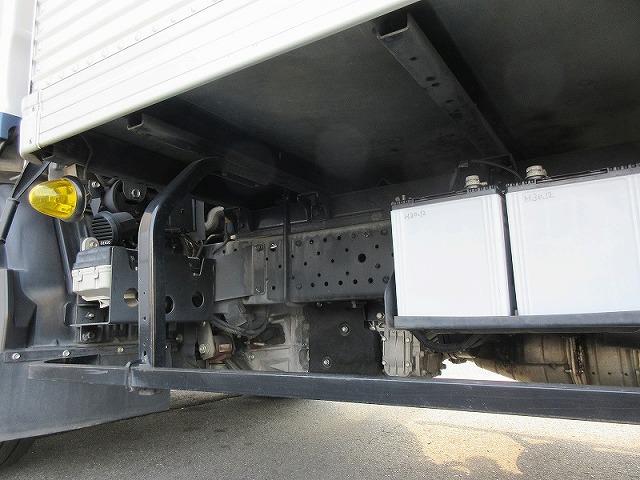 マツダタイタンアルミバン小型（2t・3t）[写真18]