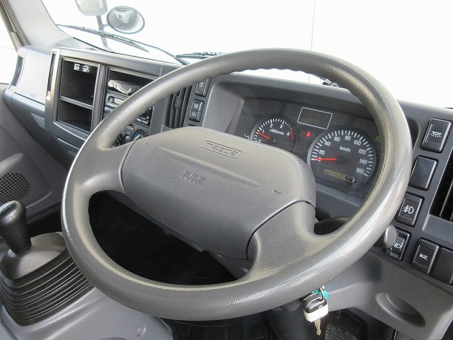 マツダタイタンアルミバン小型（2t・3t）[写真27]