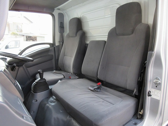 マツダタイタンアルミバン小型（2t・3t）[写真33]