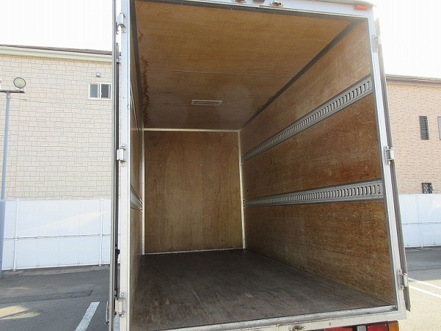 マツダタイタンアルミバン小型（2t・3t）[写真09]