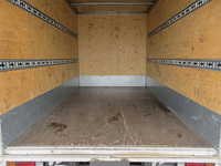 いすゞエルフアルミバン小型（2t・3t）[写真11]