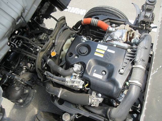 いすゞエルフアルミバン小型（2t・3t）[写真16]