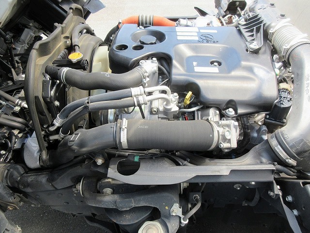 いすゞエルフアルミバン小型（2t・3t）[写真18]