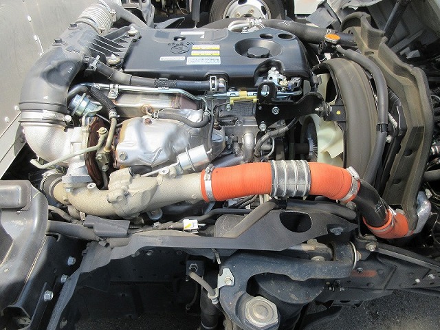 いすゞエルフアルミバン小型（2t・3t）[写真19]