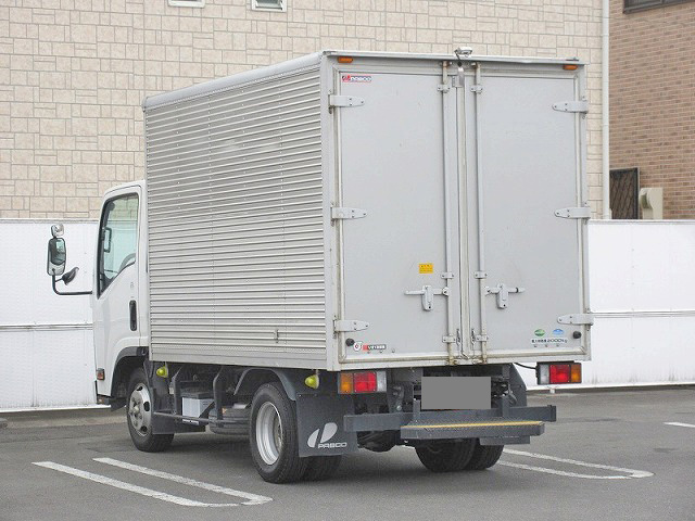 いすゞエルフアルミバン小型（2t・3t）[写真02]