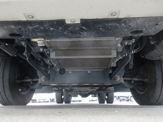 いすゞエルフアルミバン小型（2t・3t）[写真20]