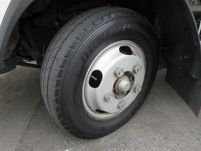 いすゞエルフアルミバン小型（2t・3t）[写真25]