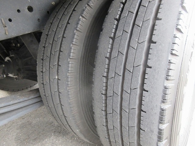 いすゞエルフアルミバン小型（2t・3t）[写真28]