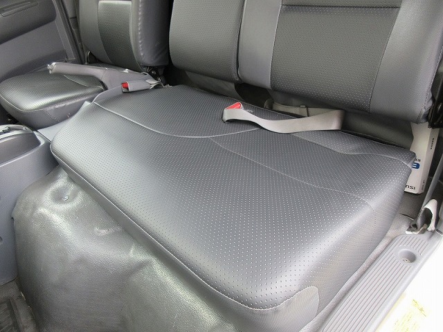 いすゞエルフアルミバン小型（2t・3t）[写真37]