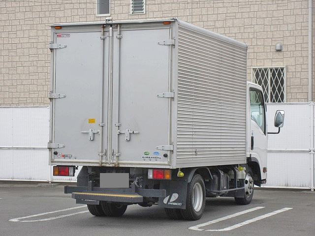 いすゞエルフアルミバン小型（2t・3t）[写真04]