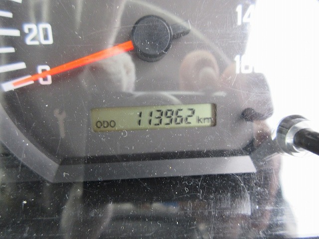 いすゞエルフアルミバン小型（2t・3t）[写真40]