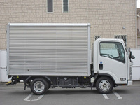 いすゞエルフアルミバン小型（2t・3t）[写真06]
