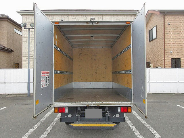 いすゞエルフアルミバン小型（2t・3t）[写真07]