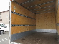 いすゞエルフアルミバン小型（2t・3t）[写真08]