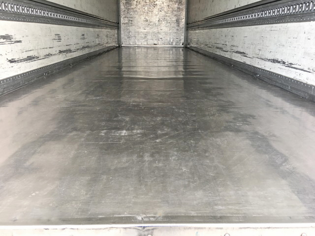 いすゞギガ冷蔵冷凍ウイング大型（10t）[写真15]