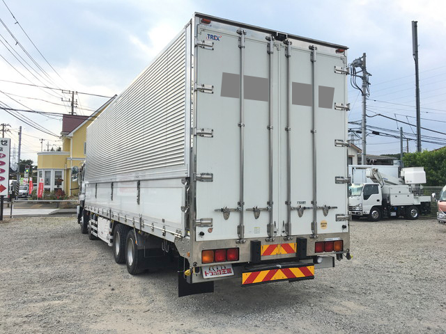 いすゞギガ冷蔵冷凍ウイング大型（10t）[写真04]