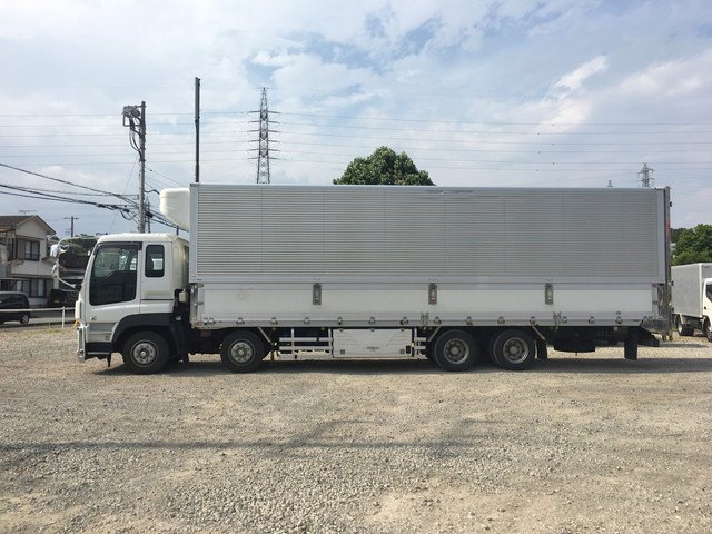 いすゞギガ冷蔵冷凍ウイング大型（10t）[写真05]