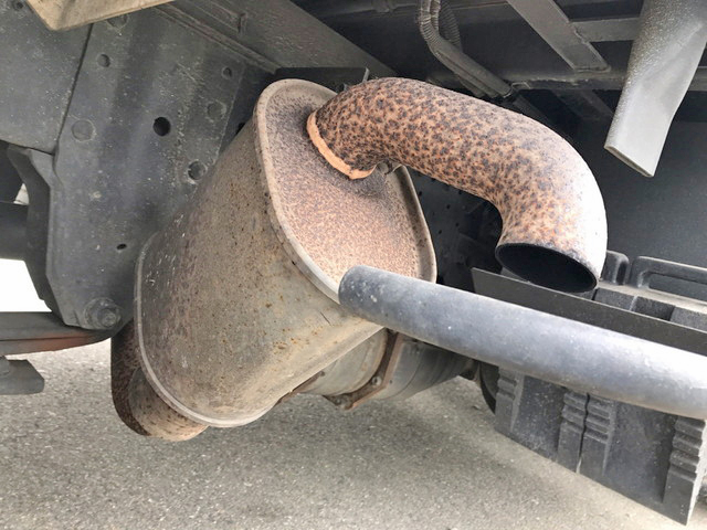 いすゞエルフ冷凍車（冷蔵車）小型（2t・3t）[写真20]