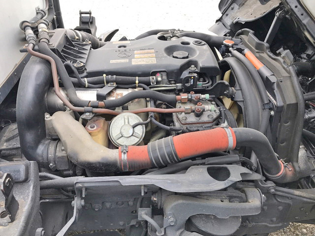 いすゞエルフ冷凍車（冷蔵車）小型（2t・3t）[写真24]