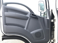 いすゞエルフ冷凍車（冷蔵車）小型（2t・3t）[写真26]