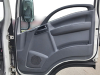 いすゞエルフ冷凍車（冷蔵車）小型（2t・3t）[写真27]