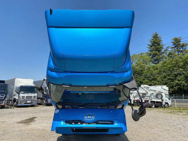 UDトラックスクオンアルミウイング大型（10t）[写真10]