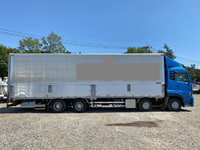 UDトラックスクオンアルミウイング大型（10t）[写真07]