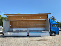 UDトラックスクオンアルミウイング大型（10t）[写真08]