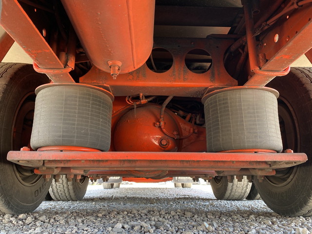 三菱ふそうスーパーグレートアルミウイング大型（10t）[写真19]