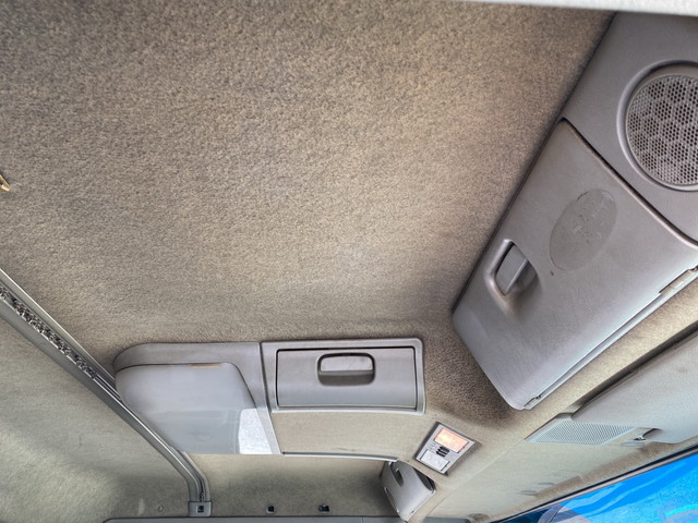 三菱ふそうスーパーグレートアルミウイング大型（10t）[写真34]