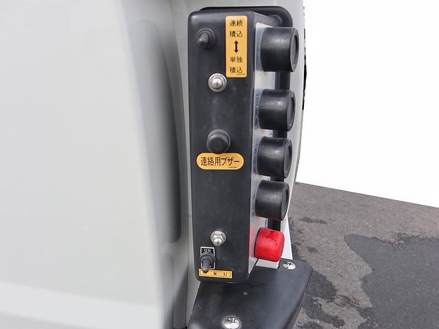 日野デュトロパッカー車（塵芥車）小型（2t・3t）[写真12]