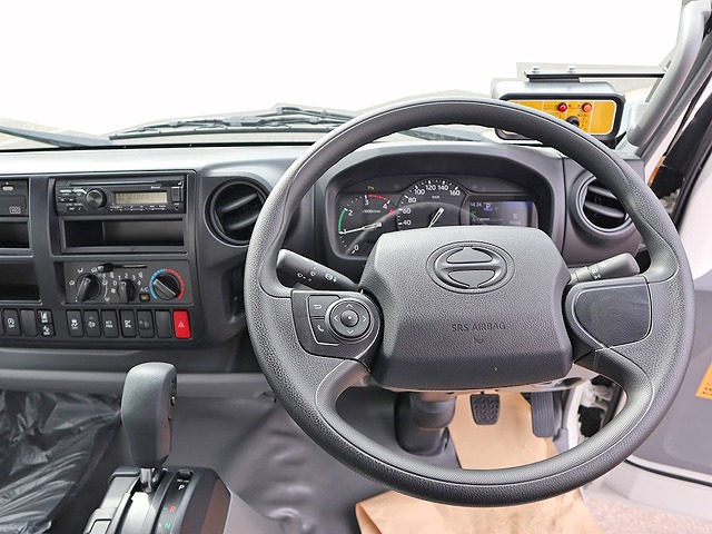 日野デュトロパッカー車（塵芥車）小型（2t・3t）[写真17]