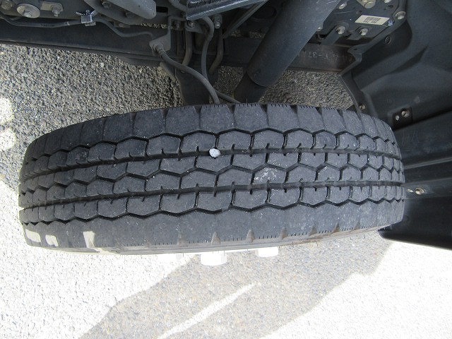 日野デュトロクレーン3段小型（2t・3t）[写真11]