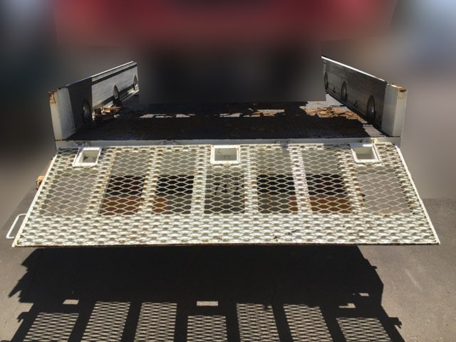 日野デュトロセーフティローダー小型（2t・3t）[写真08]