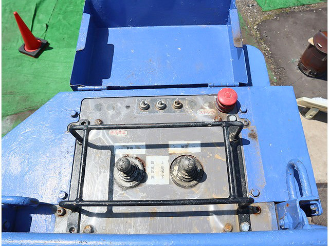 日野デュトロ高所作業車小型（2t・3t）[写真11]