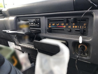 いすゞエルフクレーン5段小型（2t・3t）[写真31]