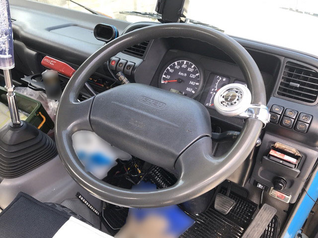 いすゞエルフクレーン5段小型（2t・3t）[写真33]