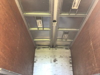 いすゞエルフアルミウイング小型（2t・3t）[写真11]