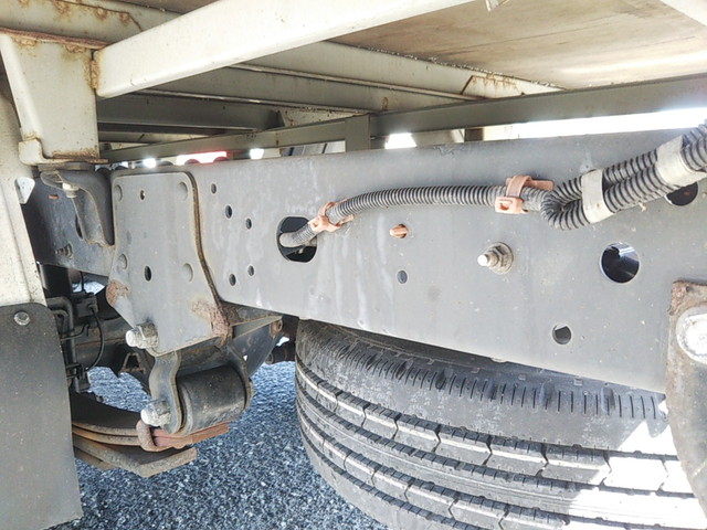 日産アトラス平ボディ小型（2t・3t）[写真17]