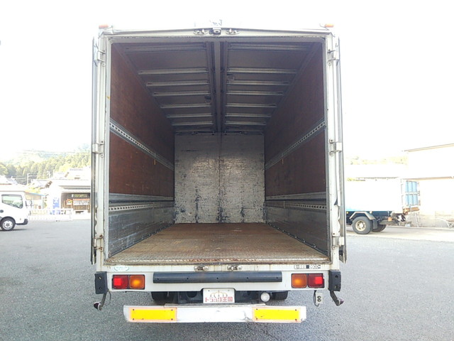 三菱ふそうファイターアルミウイング中型（4t）[写真12]