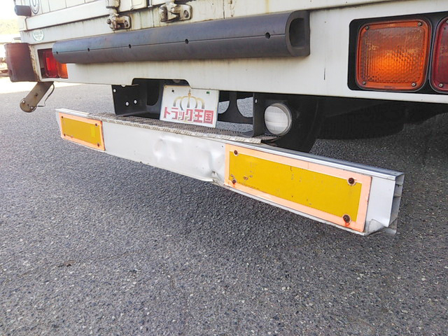 三菱ふそうファイターアルミウイング中型（4t）[写真16]