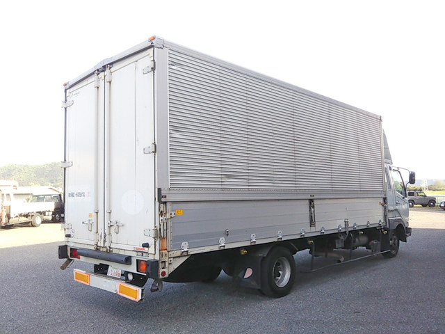 三菱ふそうファイターアルミウイング中型（4t）[写真02]