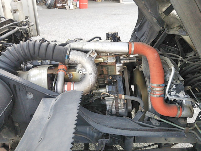 三菱ふそうファイターアルミウイング中型（4t）[写真24]