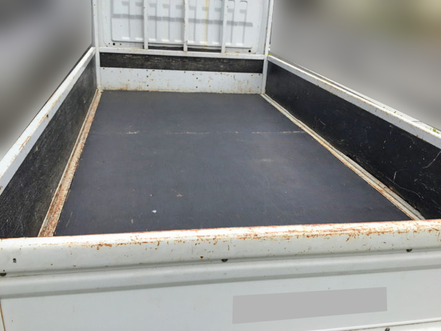 日産アトラス平ボディ小型（2t・3t）[写真05]