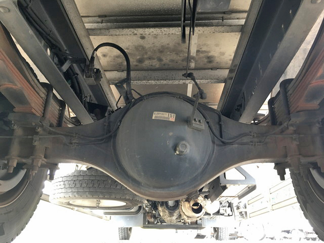 いすゞフォワード冷凍車（冷蔵車）中型（4t）[写真24]